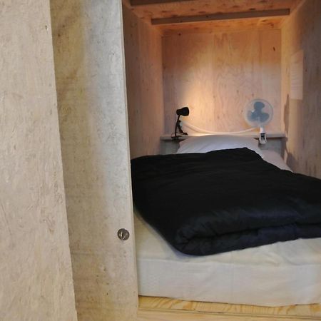 Backpackers Hotel NOOSA JAPAN in Takatsuki Tonda Ruang foto