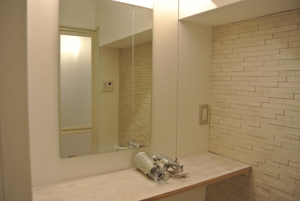 Backpackers Hotel NOOSA JAPAN in Takatsuki Tonda Bagian luar foto