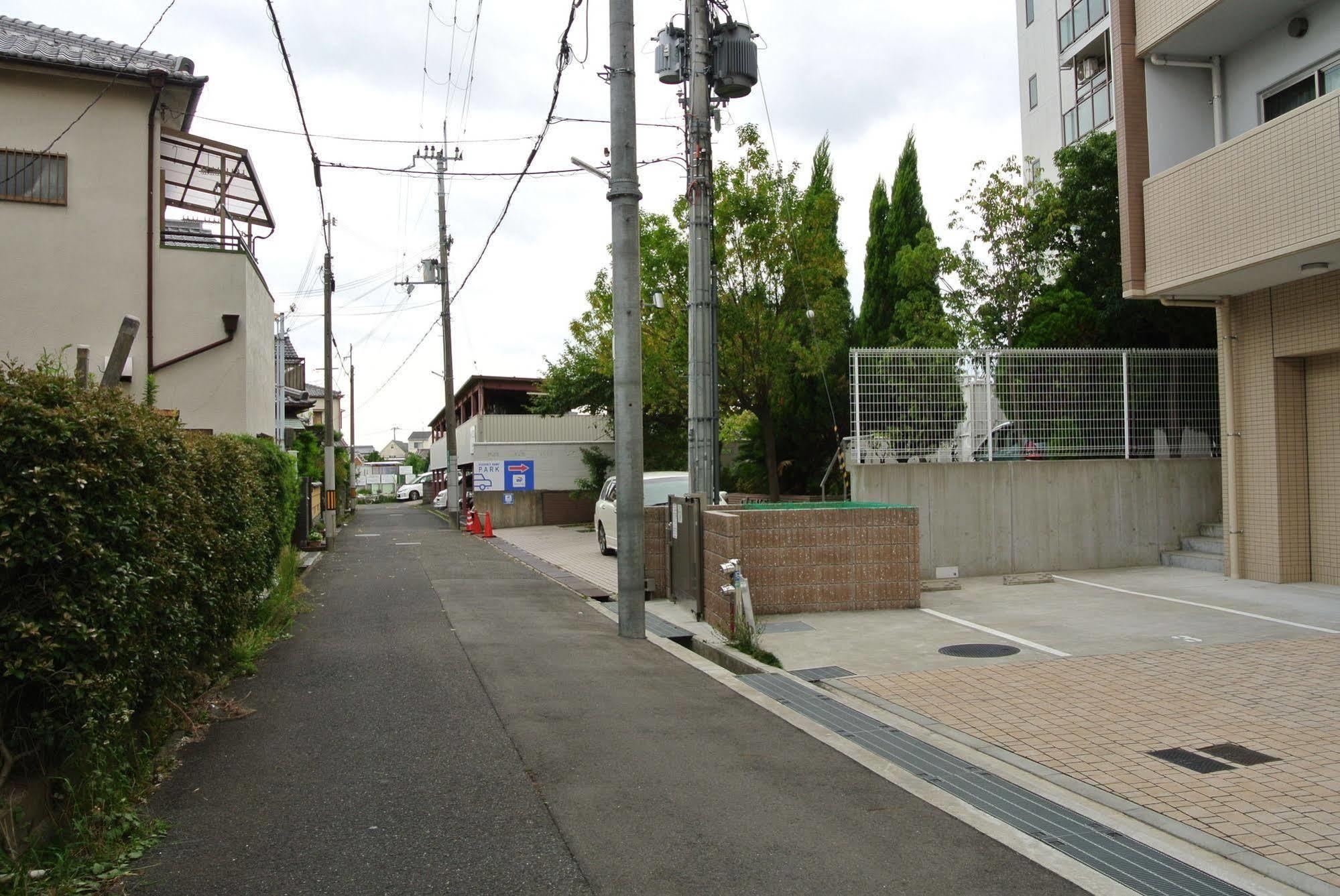 Backpackers Hotel NOOSA JAPAN in Takatsuki Tonda Bagian luar foto